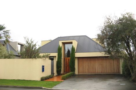 Photo of property in 105 Holly Road, St Albans, Christchurch, 8014