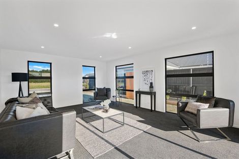 Photo of property in 21 Kingsdowne Drive, West Melton, 7618