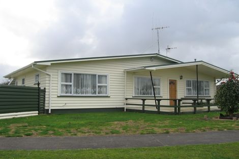 Photo of property in 1 Montgomery Street, Feilding, 4702