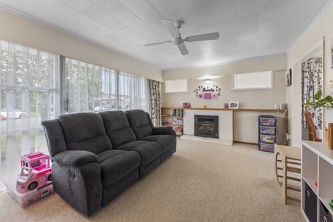 Photo of property in 29 Burn Street, Levin, 5510