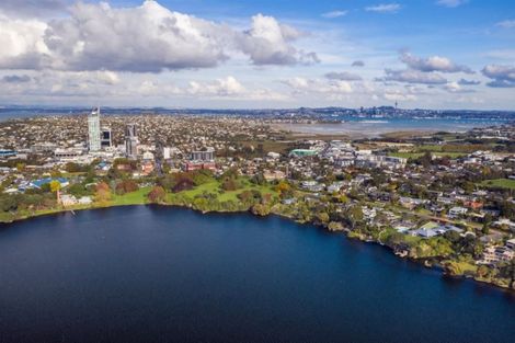 Photo of property in 1/14 Lake View Road, Takapuna, Auckland, 0622