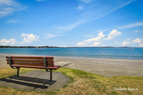 Photo of property in 24b Tindalls Bay Road, Manly, Whangaparaoa, 0930