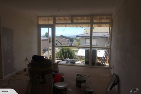 Photo of property in 10/219 Onewa Road, Birkenhead, Auckland, 0626