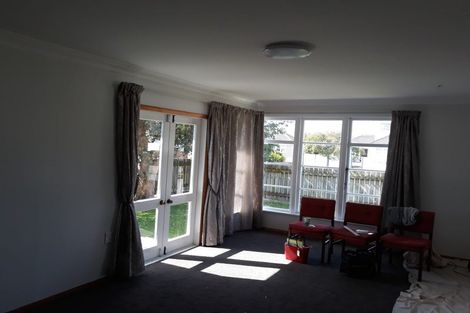 Photo of property in 28 Saint Annes Street, Levin, 5510