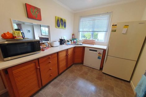 Photo of property in 8 Burtts Road, Durie Hill, Whanganui, 4500