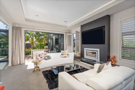 Photo of property in 8 Sara Way, Whitianga, 3510