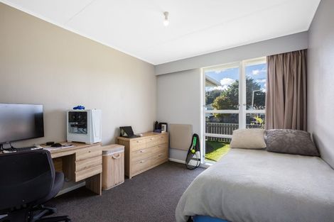 Photo of property in 2 Kawatiri Grove, Wainuiomata, Lower Hutt, 5014