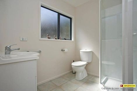Photo of property in 10a Zion Road, Birkenhead, Auckland, 0626