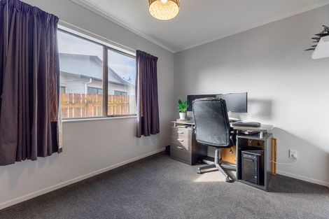 Photo of property in 23 Rosewood Place, Paraparaumu, 5032