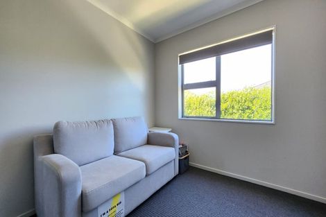 Photo of property in 260 Mark Avenue, Grenada Village, Wellington, 6037