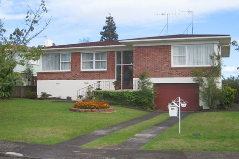 Photo of property in 24 Mcbreen Avenue, Northcote, Auckland, 0627