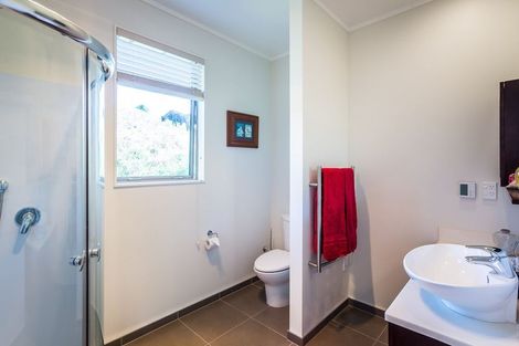 Photo of property in 187 Peka Peka Road, Peka Peka, Waikanae, 5391