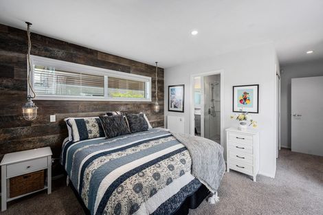 Photo of property in 17 Pukeko Way, Kinloch, Taupo, 3377