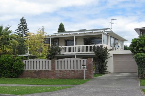 Photo of property in 74a Laurence Street, Manly, Whangaparaoa, 0930