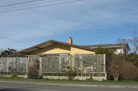 Photo of property in 27 Meldrum Street, Winton, 9720