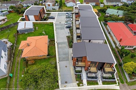 Photo of property in 15/12 Humphreys Place, Mangere, Auckland, 2022