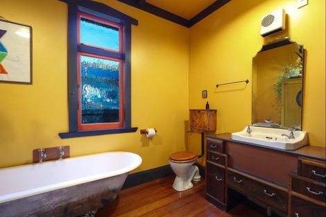 Photo of property in 65 Wellington Street, Nelson South, Nelson, 7010