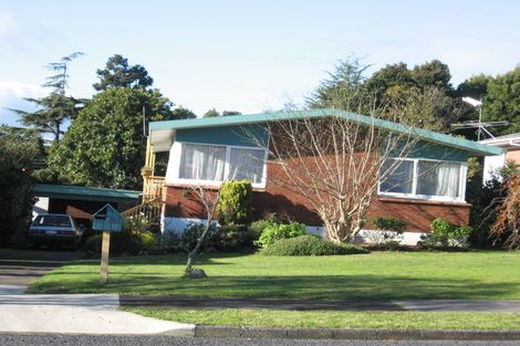Photo of property in 88 Lawrence Crescent, Hillpark, Auckland, 2102