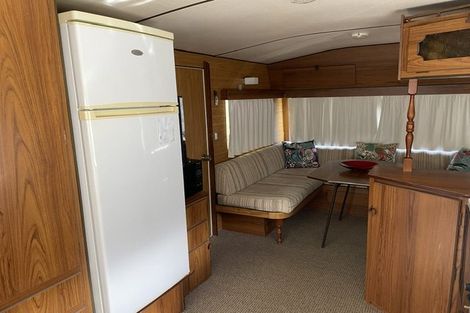 Photo of property in 39 Maunganui Road, Mount Maunganui, 3116