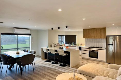 Photo of property in 236 Paremoremo Road, Lucas Heights, Auckland, 0632