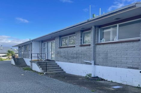 Photo of property in 2/430 Fraser Street, Parkvale, Tauranga, 3112