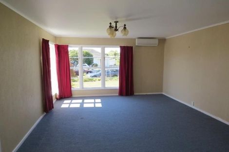 Photo of property in 5 Raleigh Street, Vogeltown, New Plymouth, 4310