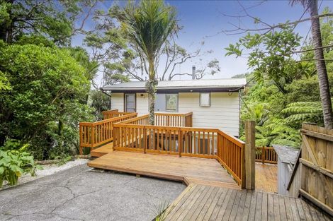 Photo of property in 29 Warner Park Avenue, Laingholm, Auckland, 0604
