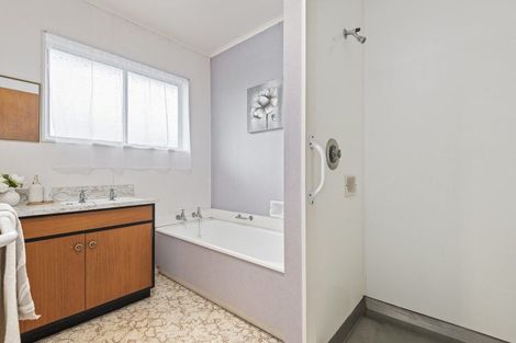 Photo of property in 4/150 Albert Street, Terrace End, Palmerston North, 4410