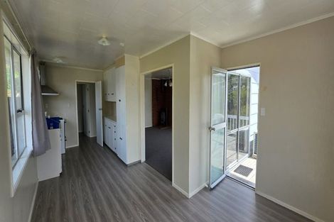 Photo of property in 13 Parris Street, Moturoa, New Plymouth, 4310