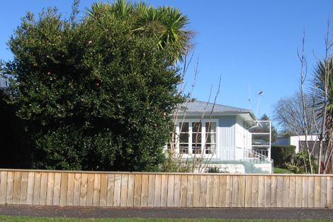 Photo of property in 11 Haultain Street, Fairfield, Hamilton, 3214