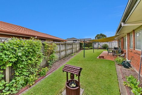 Photo of property in 21 Settlers Cove, Weymouth, Auckland, 2103