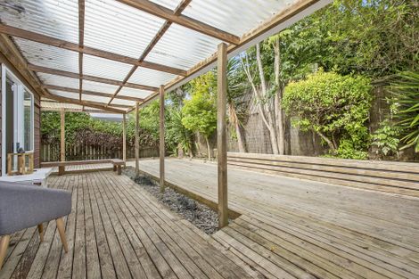 Photo of property in 2/8 Tagor Street, Glen Eden, Auckland, 0602