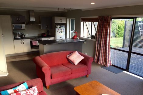 Photo of property in 11 Wittys Road, Avonhead, Christchurch, 8042