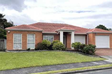 Photo of property in 19 San Bernadino Drive, Henderson, Auckland, 0612