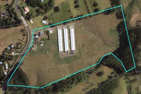 Photo of property in 69 Puke Road, Kumeu, 0891