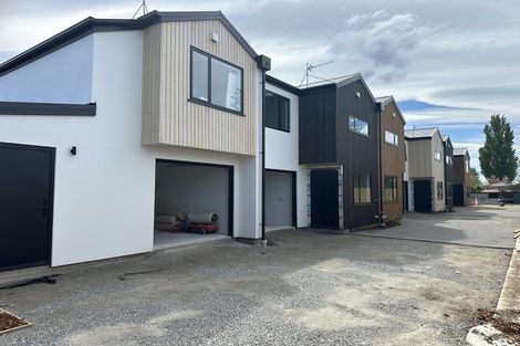 Photo of property in 3/28 Deloraine Street, Somerfield, Christchurch, 8024