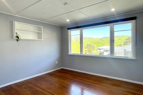 Photo of property in 15 Montreal Grove, Kingston, Wellington, 6021