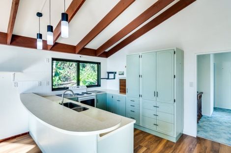 Photo of property in 27 Burns Road, Hospital Hill, Napier, 4110