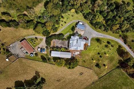 Photo of property in 108 Arcus Road, Te Horo, Otaki, 5582