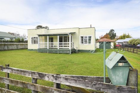 Photo of property in 12 Rira Street, Marton, 4710