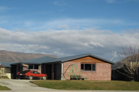 Photo of property in 21 Hillview Place, Wanaka, 9305