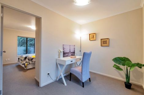 Photo of property in 11 Barnea Circle, Glen Eden, Auckland, 0602