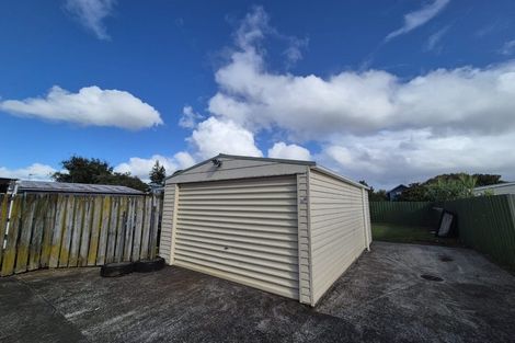 Photo of property in 29a-c Point England Road, Point England, Auckland, 1072