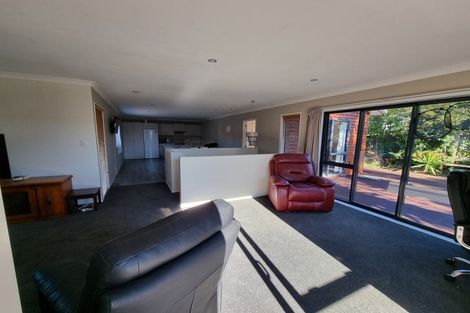 Photo of property in 49b Rua Road, Glen Eden, Auckland, 0602