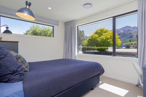 Photo of property in 2 Jenkins Place, Arrowtown, 9302