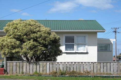 Photo of property in 22a Rangiora Street, Castlecliff, Whanganui, 4501