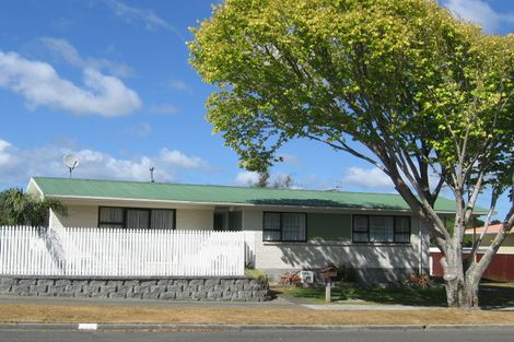 Photo of property in 26 Montana Road, Totara Park, Upper Hutt, 5018