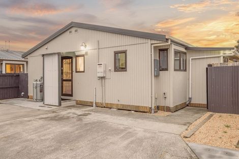 Photo of property in 42a Matlock Street, Woolston, Christchurch, 8062