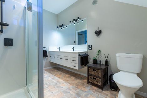 Photo of property in 122 Guy Street, Dannevirke, 4930