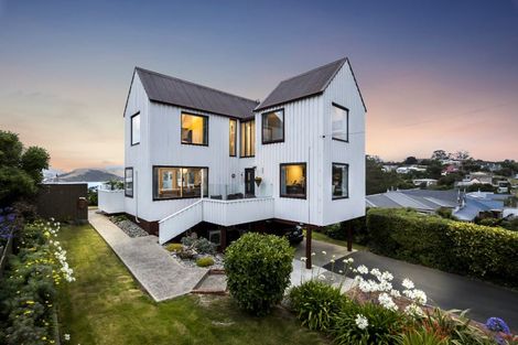 Photo of property in 7 Magnetic Street, Port Chalmers, 9023